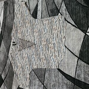 BKE BOUTIQUE SHEER STUDDED SCOOP-NECK DROPTAIL SHIRT